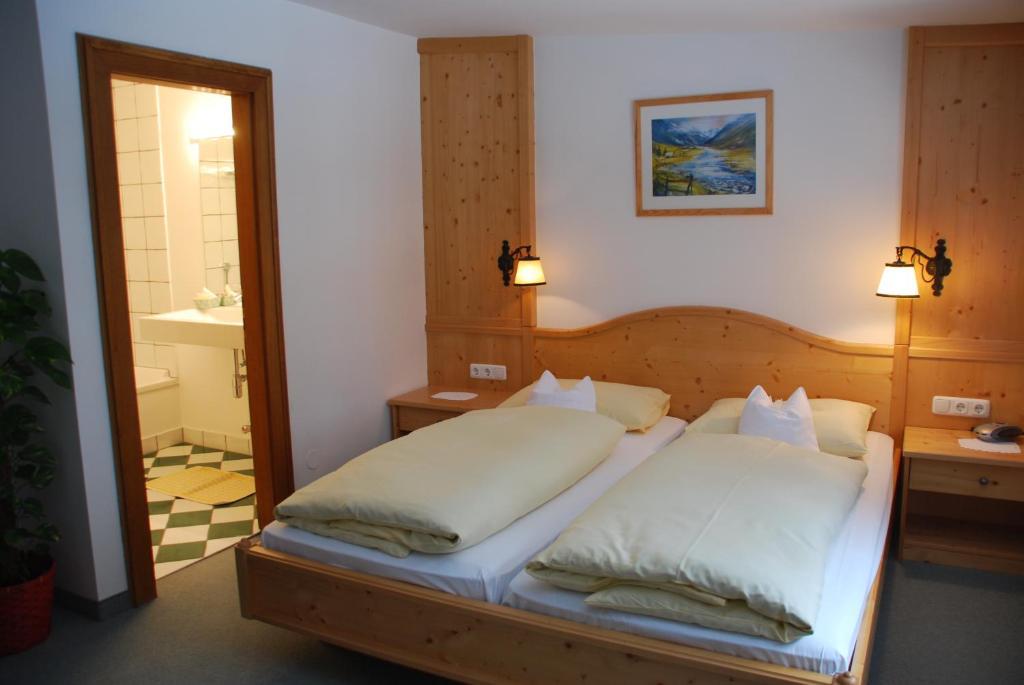 Der Erlhof Restaurant & Landhotel Zell am See Phòng bức ảnh